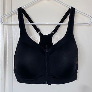 black sports bra
